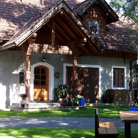 Holzblockhaeuser Fam. Schabus Hermagor-Pressegger See Exteriör bild