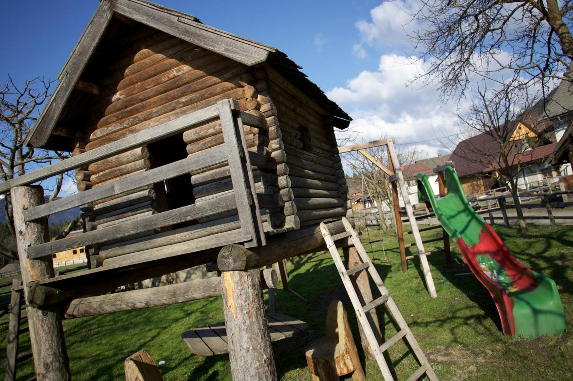 Holzblockhaeuser Fam. Schabus Hermagor-Pressegger See Exteriör bild